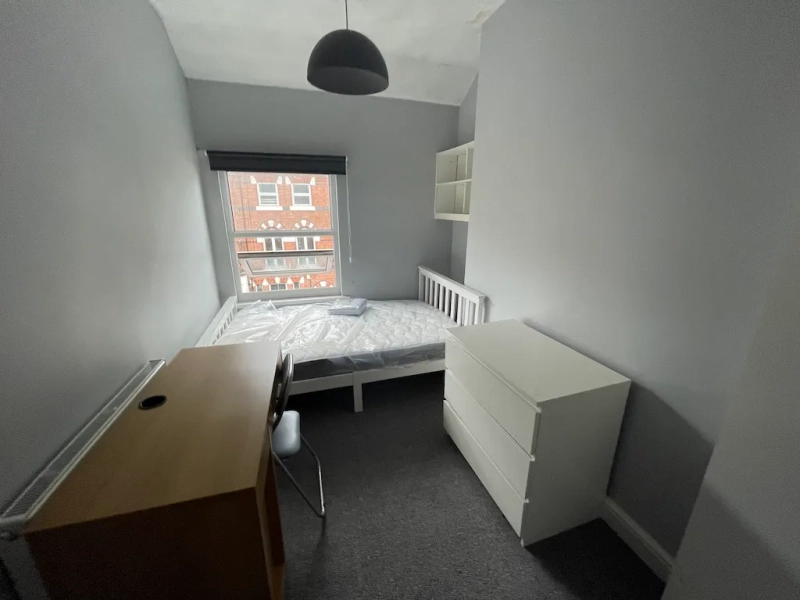 Arthur street , city centre student house - 5 minute walk from NTU , NG7 4DW - Thumbnail 13